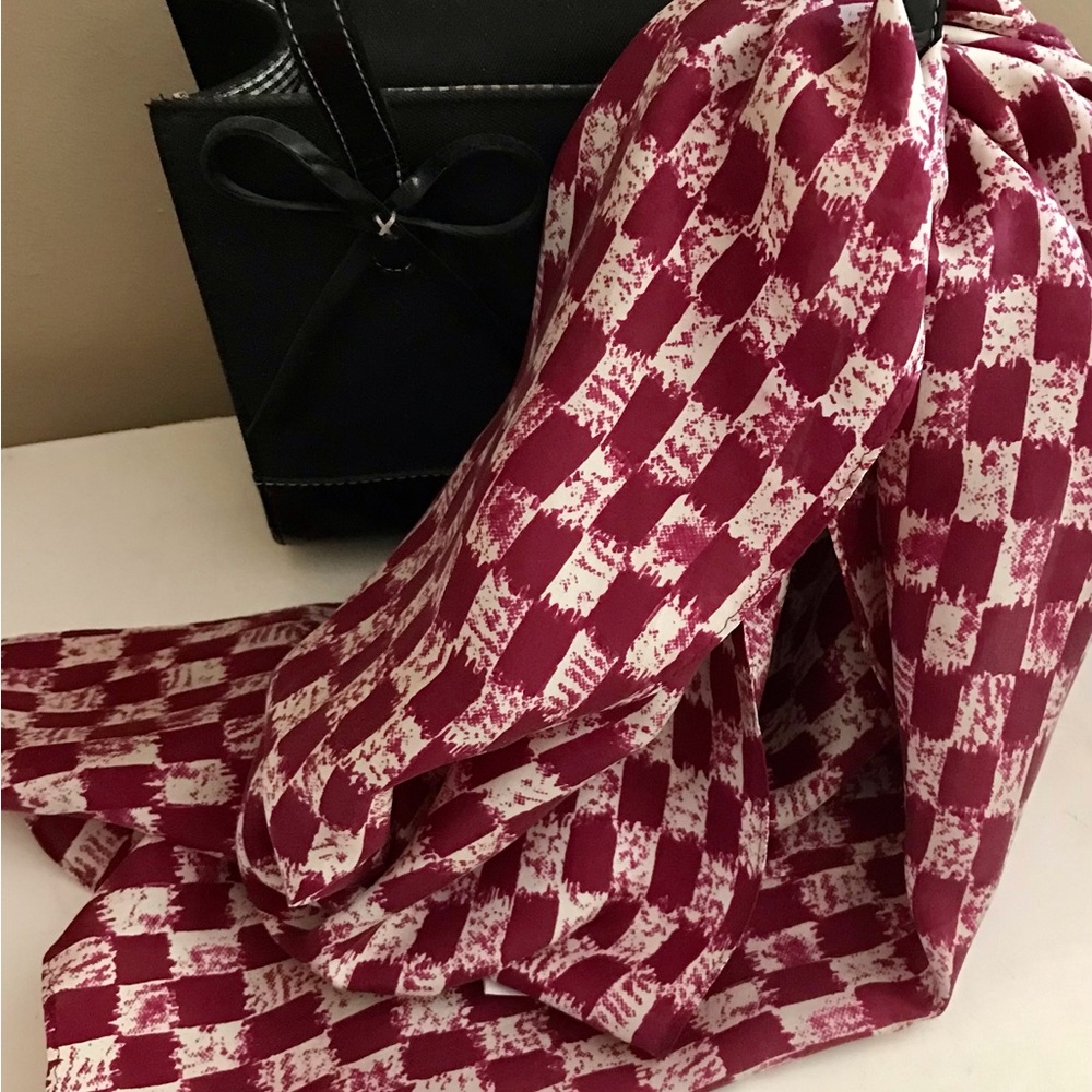 Oscar De La Renta Women's Silk Scarf